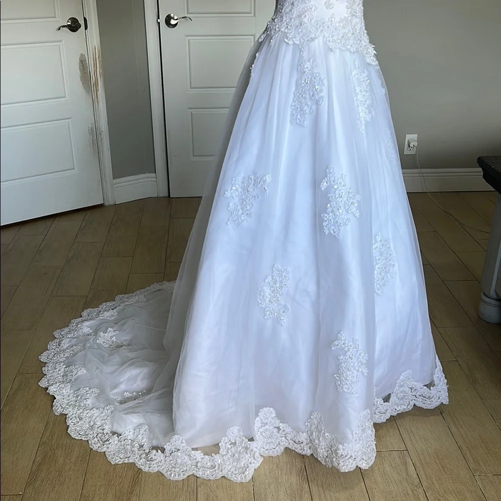 MAKE OFFER Oleg Cassini Strapless David’s Bridal White Wedding Dress - Picture 8 of 16